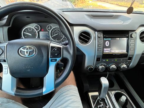 Used 2016 Toyota Tundra SR5 w/ TRD Off Road Package AWD/4WD image 6