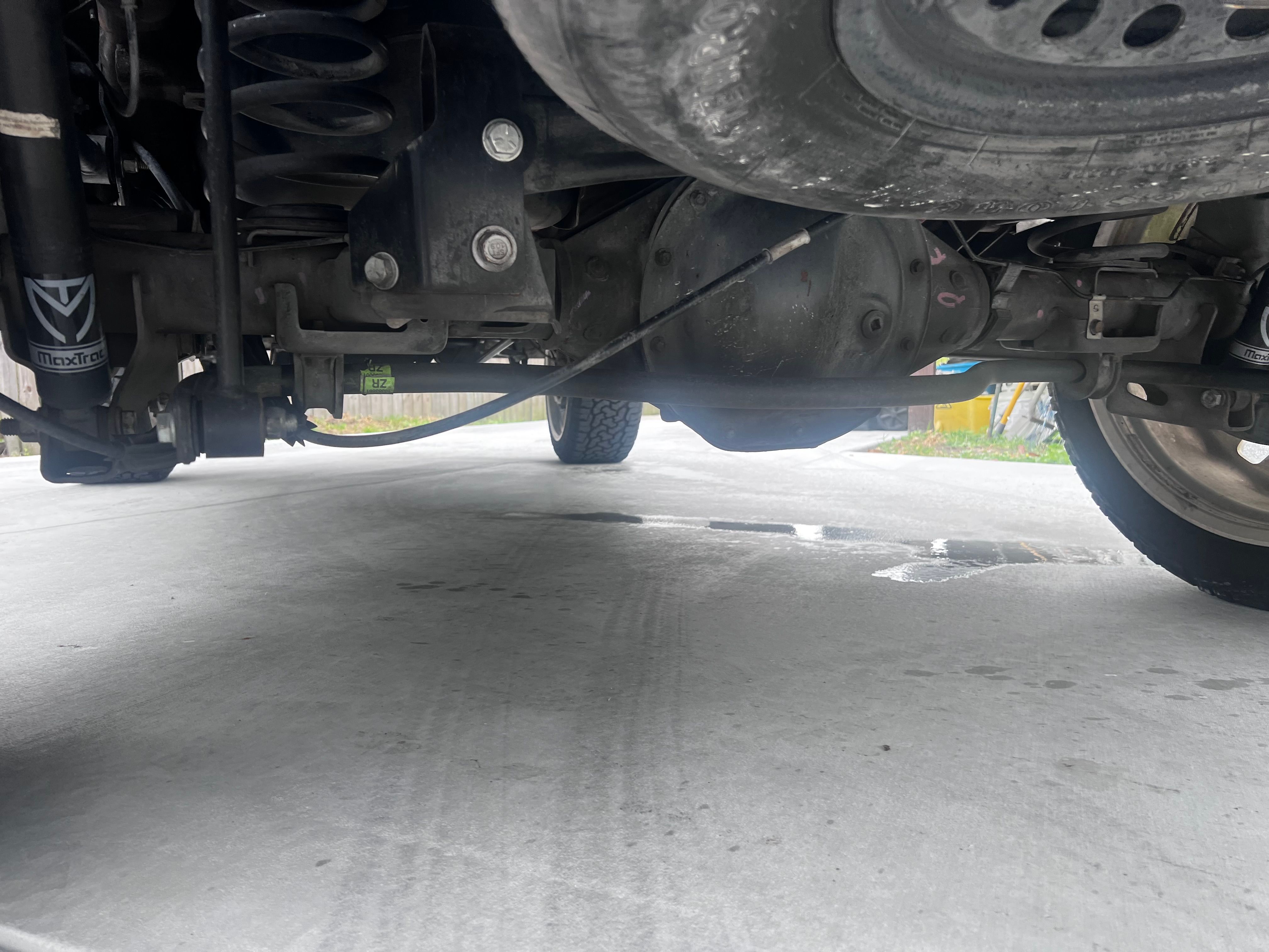 Used 2015 Chevrolet Suburban LT RWD image 15