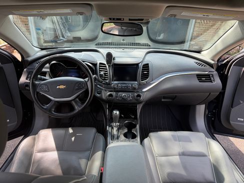 Used 2014 Chevrolet Impala LTZ image 12