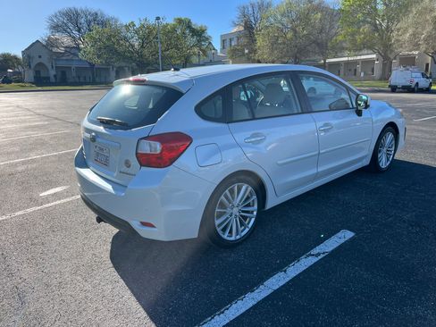 Used 2012 Subaru Impreza 2.0i Limited image 10