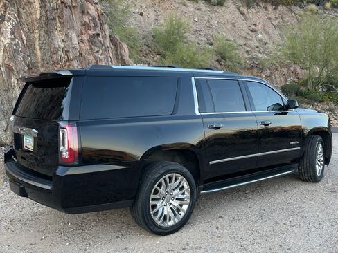 Used 2018 GMC Yukon XL Denali w/ Open Road Package image 15
