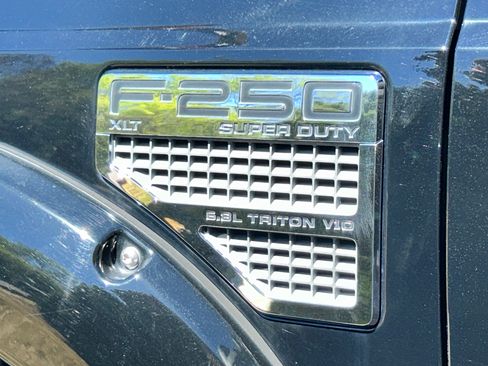 Used 2009 Ford F250 XLT image 14