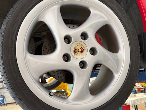 Used 2000 Porsche Boxster S image 25