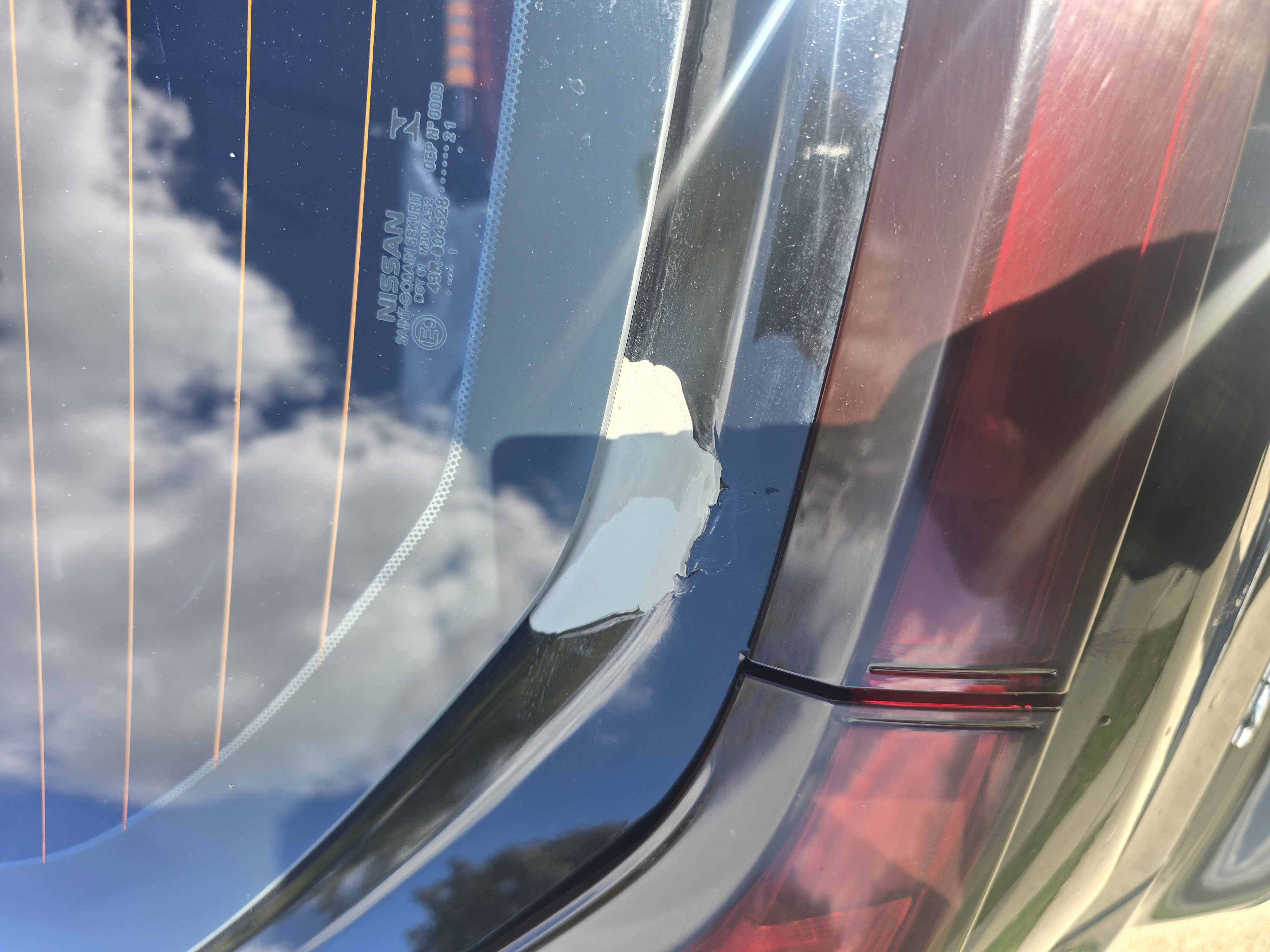 Used 2021 Nissan Kicks SR FWD image 9