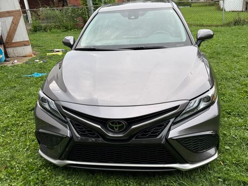 Used 2024 Toyota Camry XSE FWD image 1