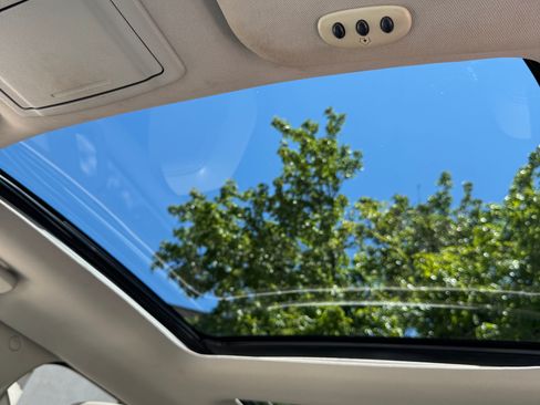 Used 2011 Ford Edge Limited w/ 302A Rapid Spec Order Code FWD image 14