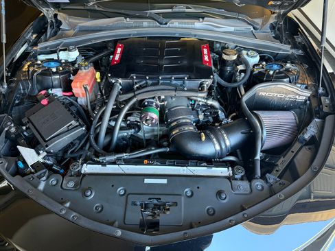 Used 2021 Chevrolet Camaro ZL1 image 8