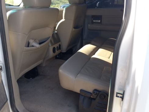 Used 2006 Ford F150 Lariat image 2