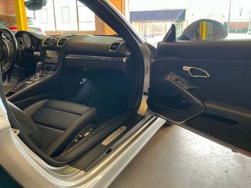 Used 2014 Porsche Cayman S image 26