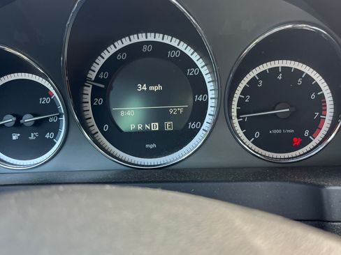Used 2011 Mercedes-Benz C 300 4MATIC Sedan image 8