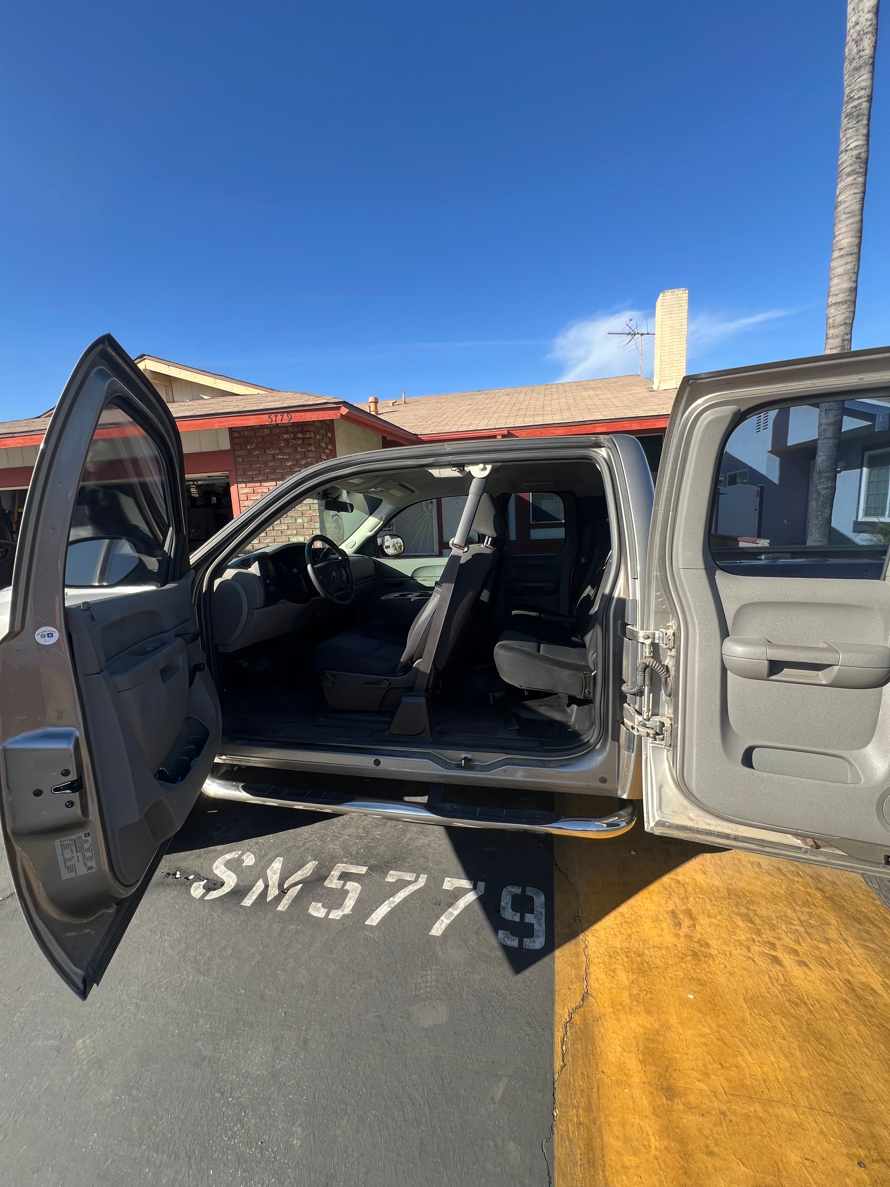 Used 2013 Chevrolet Silverado 1500 W/T RWD image 11