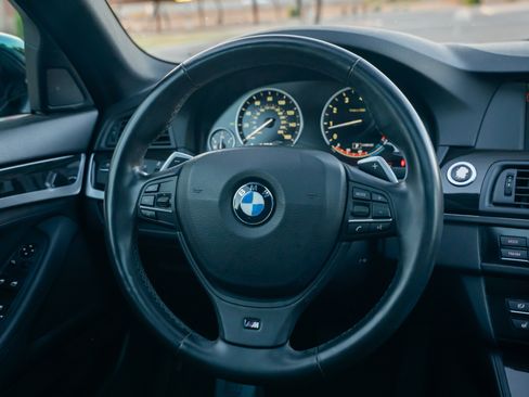 Used 2011 BMW 550i Sedan RWD image 12