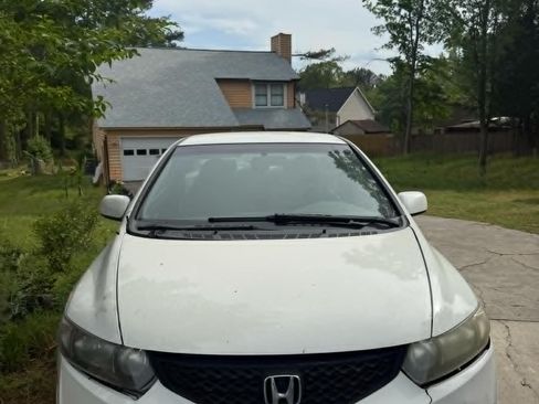 Used 2009 Honda Civic LX image 1
