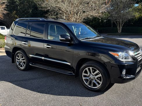 Used 2015 Lexus LX 570 4WD image 5