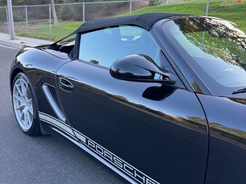 Used 2011 Porsche Boxster Spyder image 18