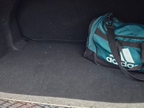 Used 2023 Hyundai Elantra SEL w/ Convenience Package image 11