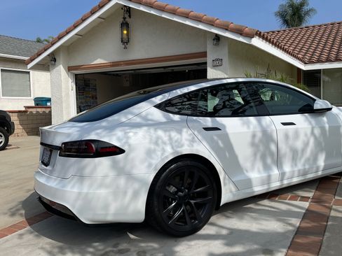 Used 2022 Tesla Model S Standard Range image 5