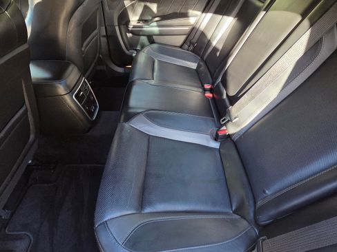 Used 2015 Dodge Charger SXT w/ Plus Group image 20