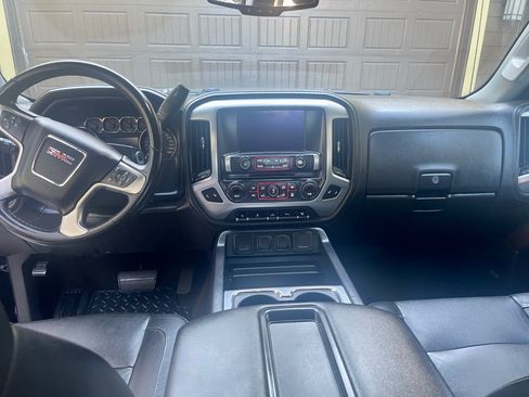 Used 2015 GMC Sierra 2500 SLT w/ Duramax Plus Package AWD/4WD image 18