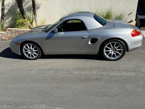 Used 1997 Porsche Boxster image 2