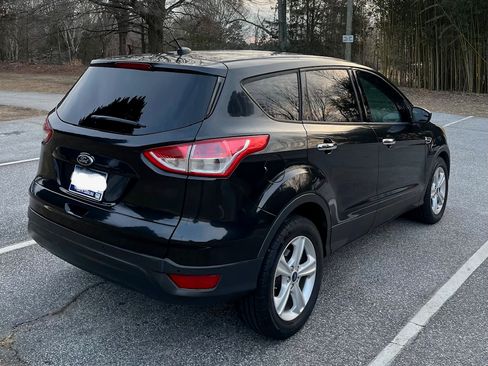 Used 2015 Ford Escape S image 5