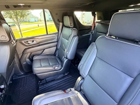 Used 2021 GMC Yukon SLT w/ SLT Luxury Plus Package AWD/4WD image 8