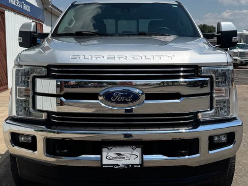 Used 2017 Ford F250 Lariat w/ Lariat Ultimate Package image 2