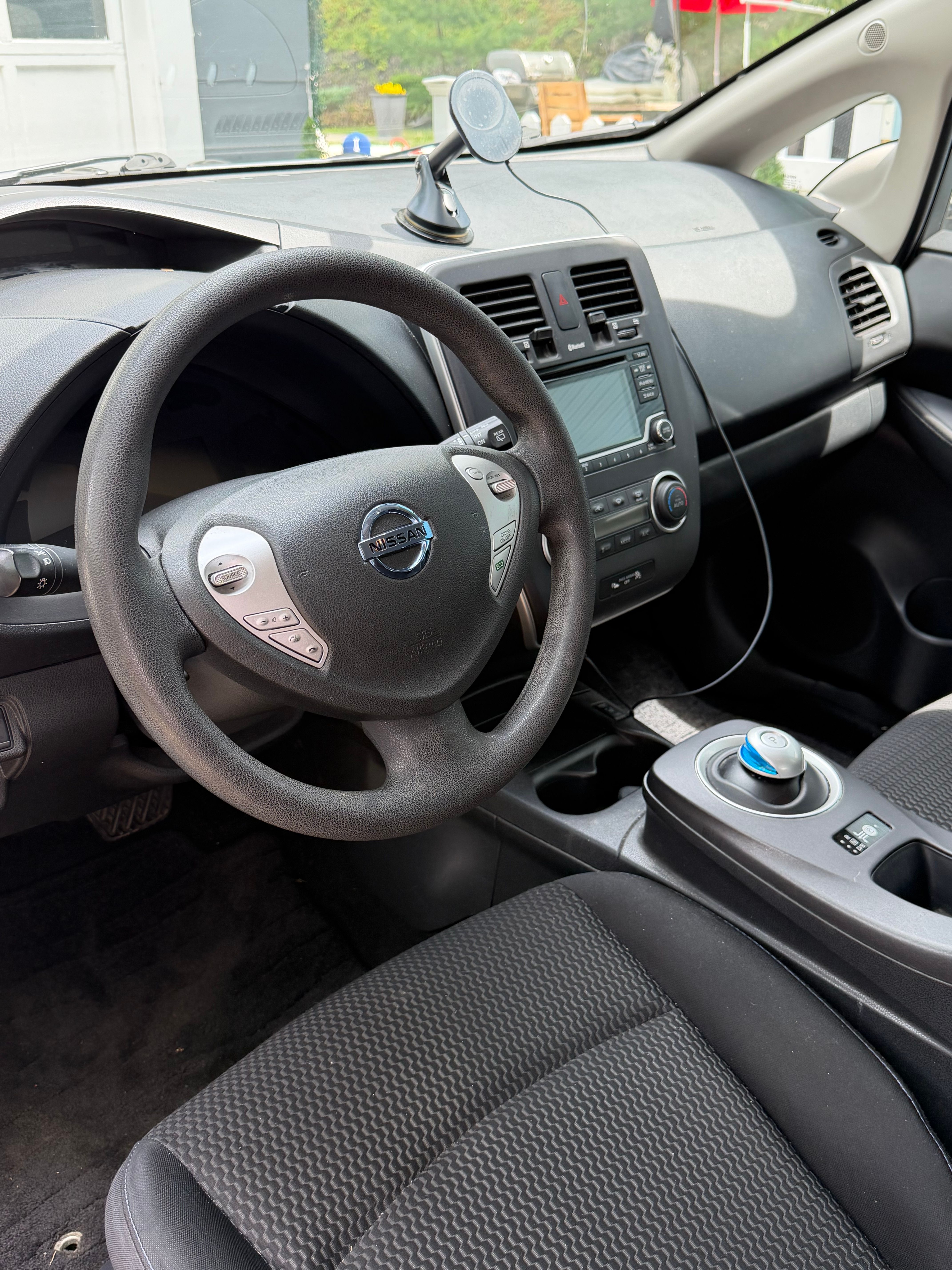 Used 2017 Nissan Leaf S w/ Charge Package FWD image 6