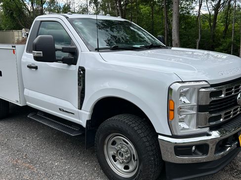 Used 2023 Ford F350 XL w/ Snow Plow Prep Package AWD/4WD image 1