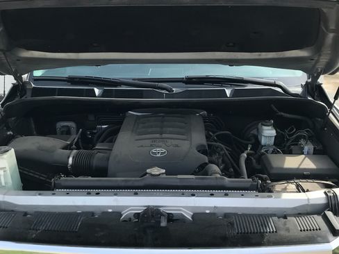 Used 2016 Toyota Tundra SR5 w/ SR5 Upgrade Package RWD image 15