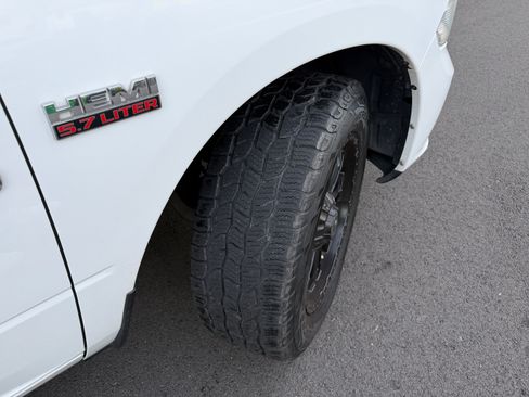 Used 2014 RAM 1500 Express image 14