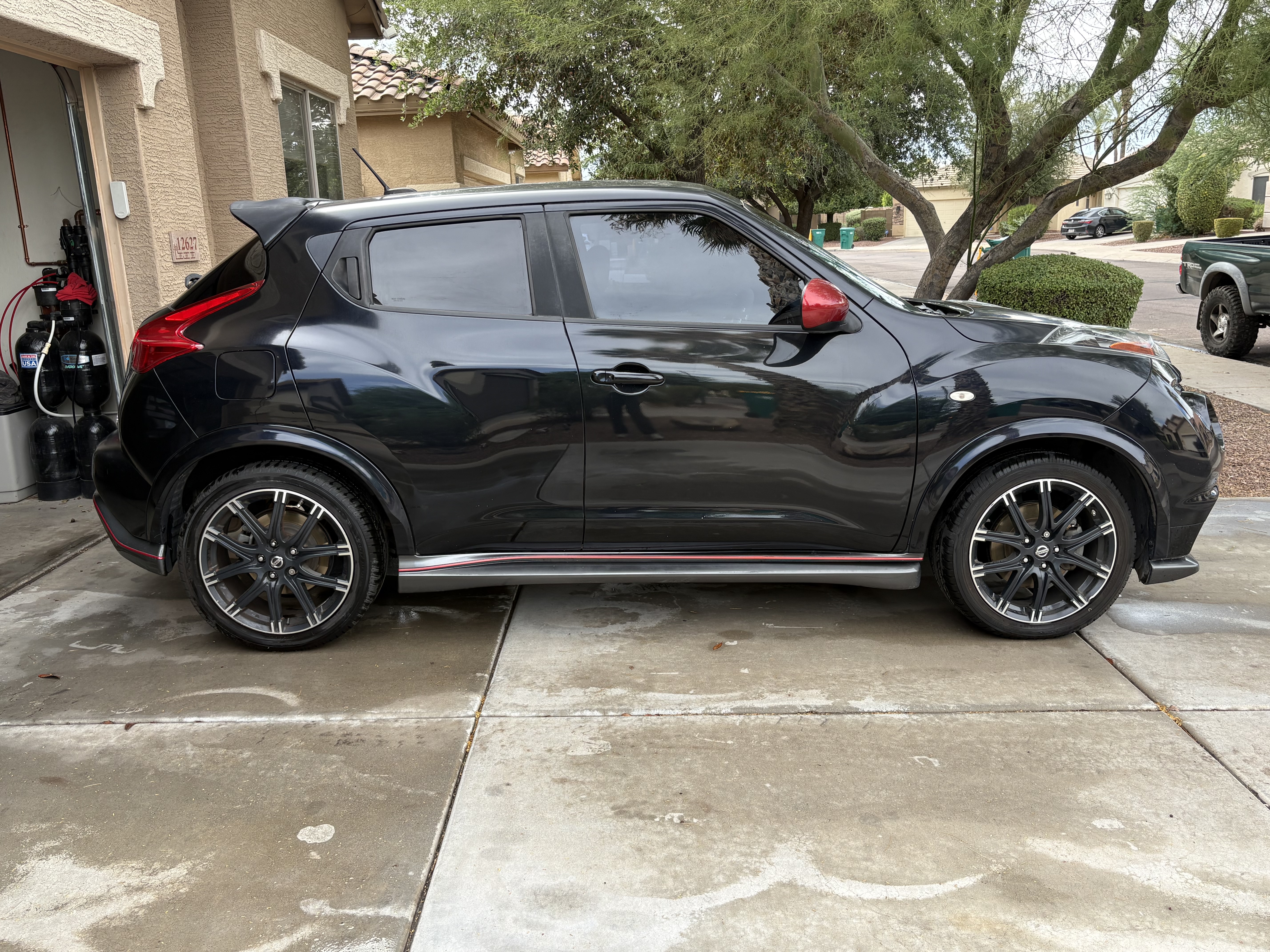 Used 2013 Nissan Juke NISMO AWD/4WD image 1