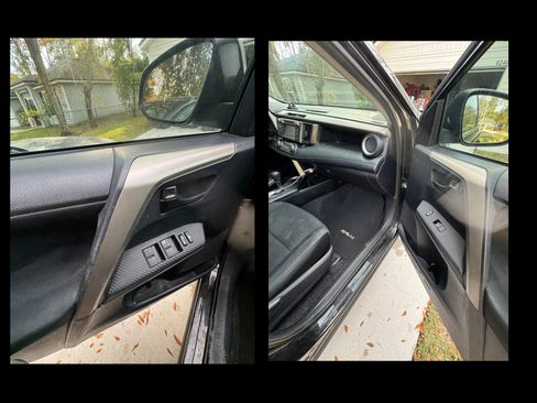 Used 2013 Toyota RAV4 XLE image 18