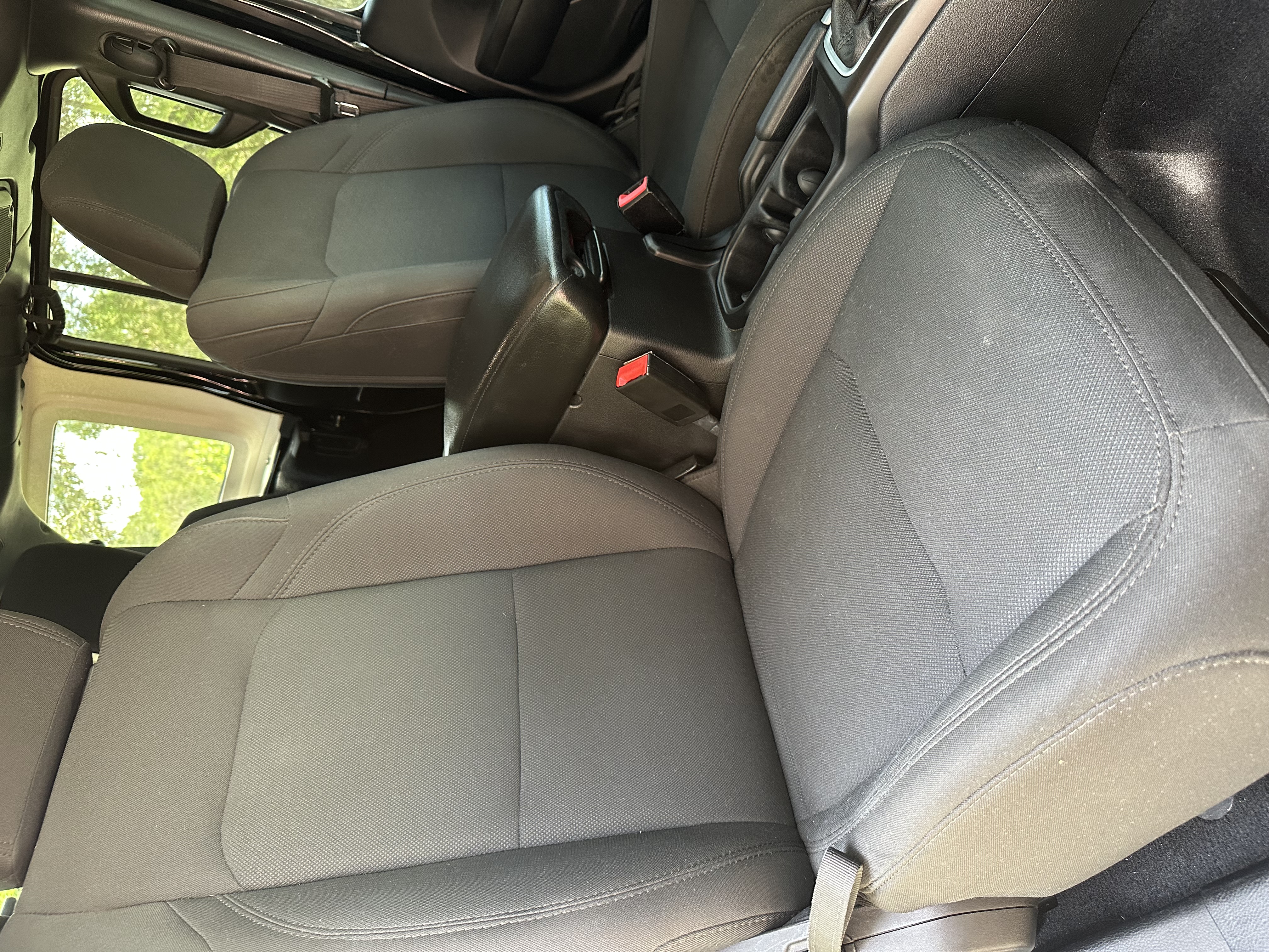 Used 2018 Jeep Wrangler Unlimited Sport S AWD/4WD image 15