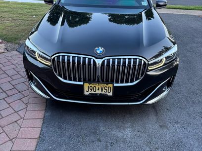 Used 2022 BMW 750i xDrive w/ Luxury Rear Seating Package