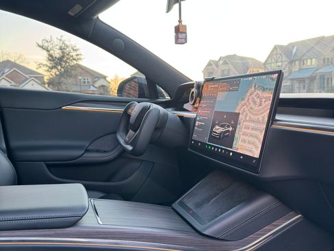 Used 2021 Tesla Model S Long Range image 18