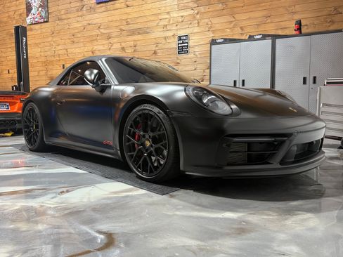 Used 2024 Porsche 911 Carrera 4 GTS w/ Premium Package image 2