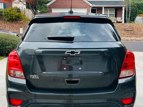 Used 2020 Chevrolet Trax LS w/ Tint and Cruise Package image 4