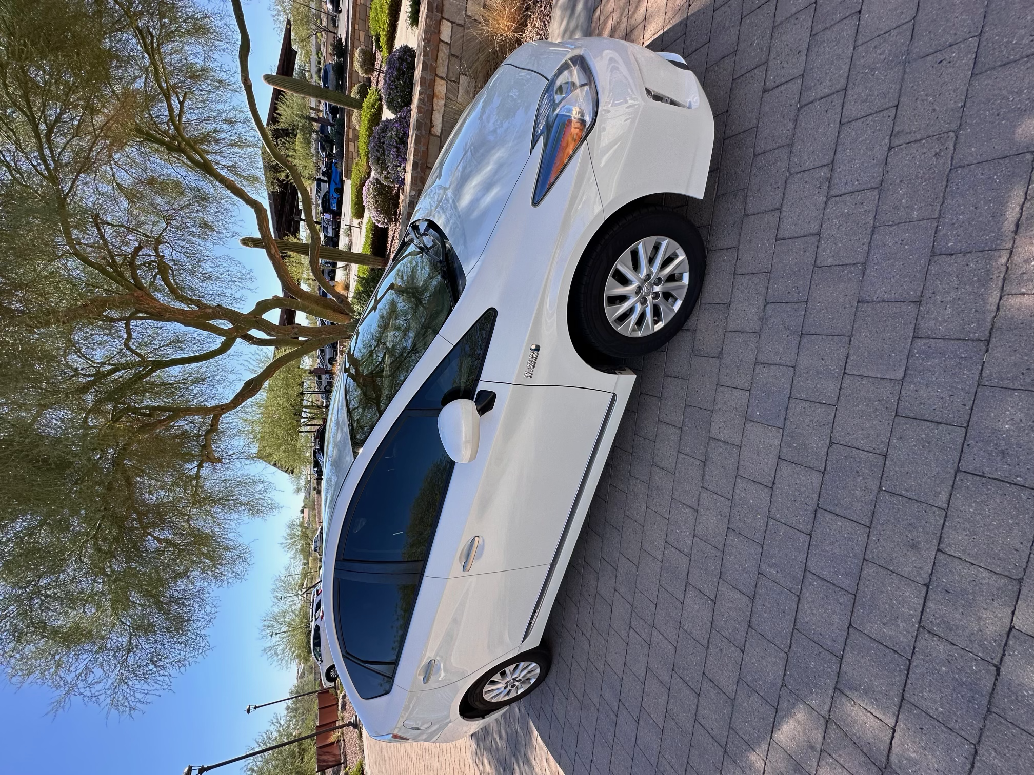 Used 2012 Toyota Prius Prime Plug-In Hybrid FWD image 1