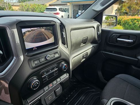 Used 2019 Chevrolet Silverado 1500 W/T w/ WT Fleet Convenience Package image 8