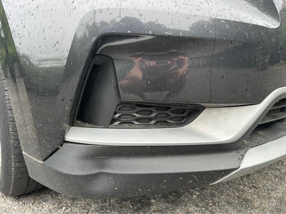 Used 2024 Kia Carnival LX FWD image 11
