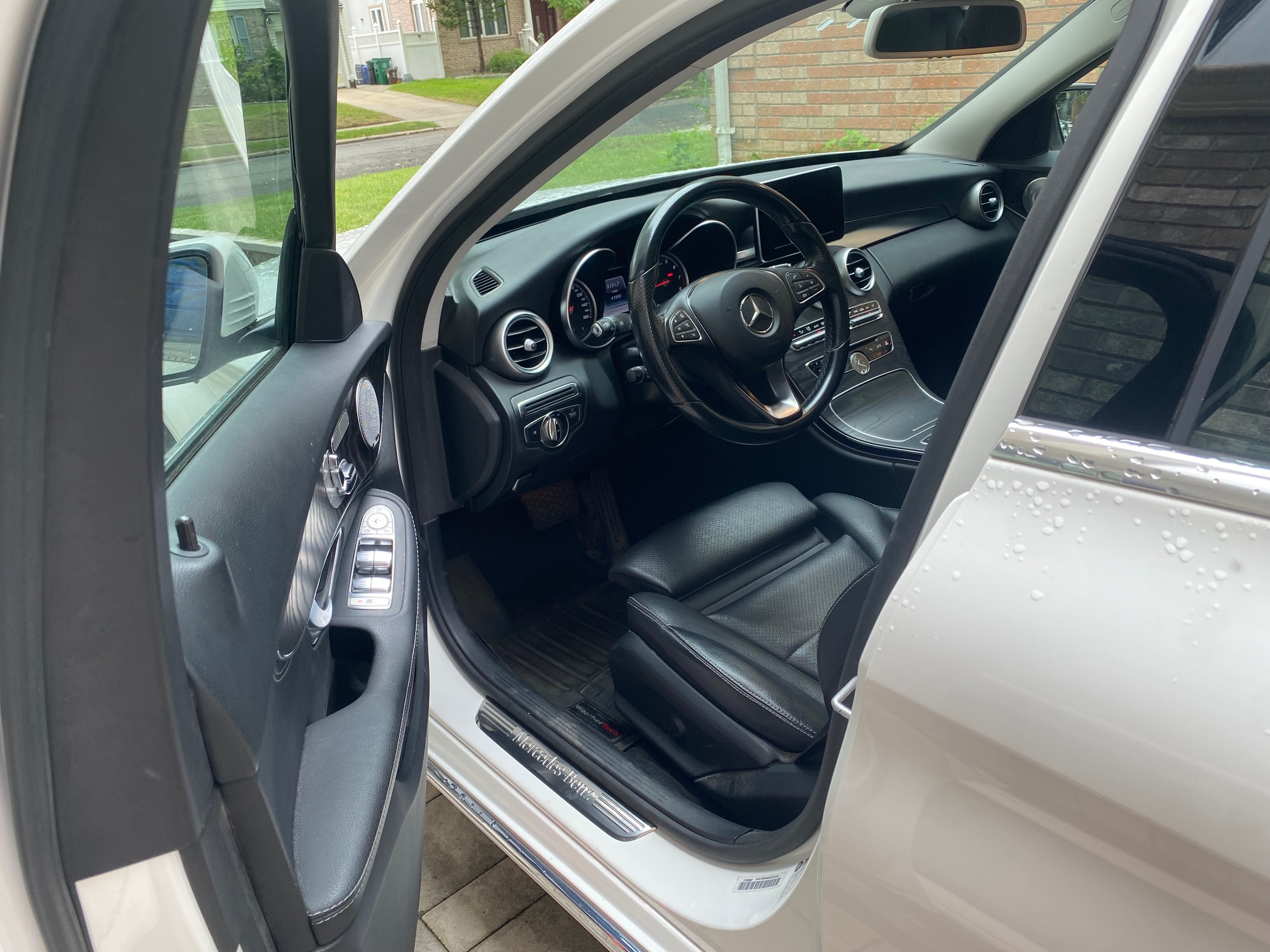 Used 2015 Mercedes-Benz C 300 4MATIC Sedan image 19