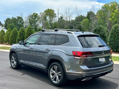 Used 2019 Volkswagen Atlas SEL R-Line AWD/4WD image 6