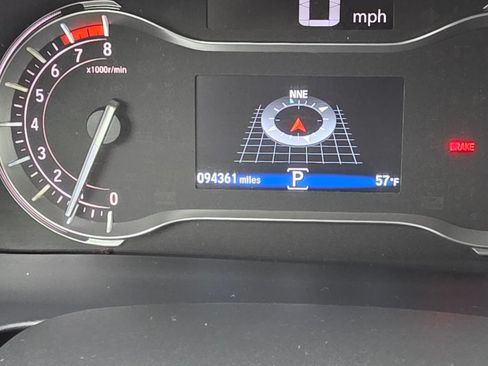 Used 2017 Honda Pilot Touring image 17