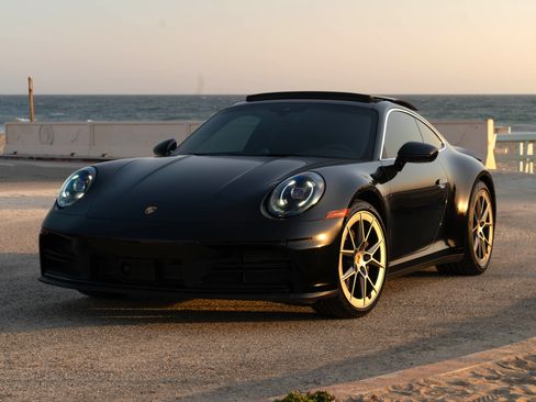 Used 2025 Porsche 911 Carrera RWD image 1
