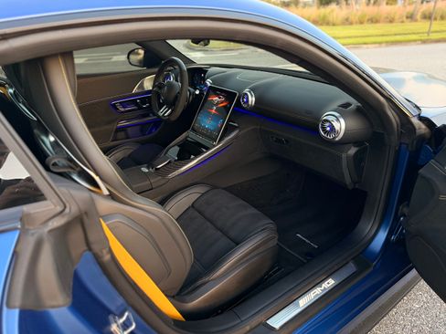 Used 2024 Mercedes-Benz AMG GT 63 image 22