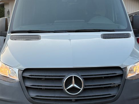 Used 2023 Mercedes-Benz Sprinter 2500 image 15