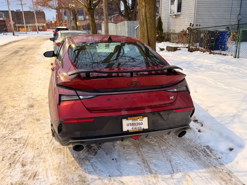 Used 2025 Hyundai Elantra N image 4