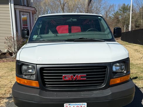 Used 2008 GMC Savana 2500 image 4