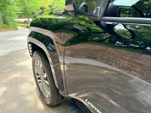 Used 2026 Toyota 4Runner Limited AWD/4WD image 11